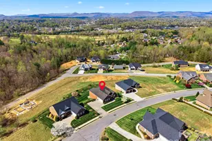 416 Huntington Woods Street N, Lenoir, NC 28645 - Photo 41