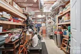 416 Huntington Woods Street N, Lenoir, NC 28645 - Photo 33