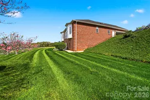 416 Huntington Woods Street N, Lenoir, NC 28645 - Photo 35