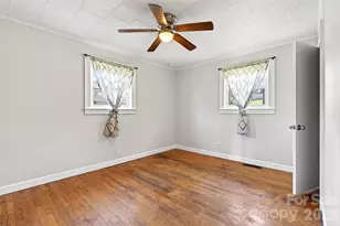 85 Bostic St, Marion, NC 28752 - Photo 17