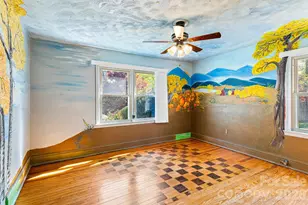 114 Walker St, Black Mountain, NC 28711 - Photo 33