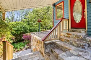 114 Walker St, Black Mountain, NC 28711 - Photo 3