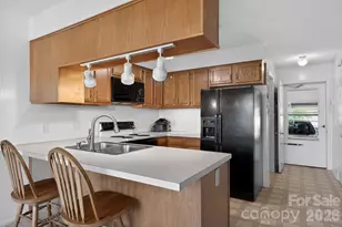 101 Erin Ln, Thomasville, NC 27360 - Photo 13