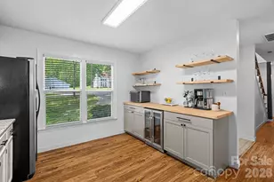 10203 Rockwood Rd, Charlotte, NC 28215 - Photo 7