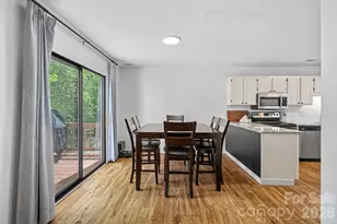 10203 Rockwood Rd, Charlotte, NC 28215 - Photo 9