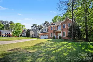 1625 Kiawah Ct, Gastonia, NC 28056 - Photo 3