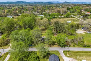 961 Mid Allen Rd, Hendersonville, NC 28792 - Photo 43