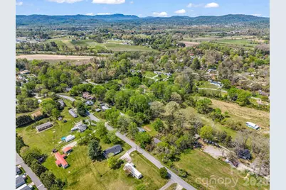 961 Mid Allen Road, Hendersonville, NC 28792 - Photo 37