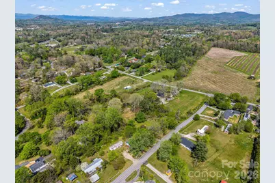 961 Mid Allen Road, Hendersonville, NC 28792 - Photo 45