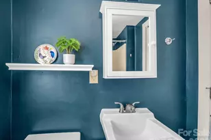 40 Hudson St, Asheville, NC 28806 - Photo 17