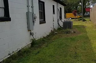 104 N Branch St, Elm City, NC 27822 - Photo 5