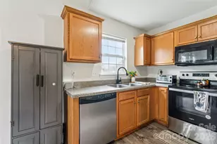 115 S Beaver St, Landis, NC 28088 - Photo 5