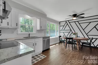 5201 Amity Place, Charlotte, NC 28212 - Photo 9