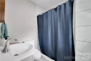 5201 Amity Pl, Charlotte, NC 28212 - Photo 19