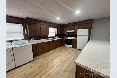 319 Connelly Springs Road SW #A, Lenoir, NC 28645 - Photo 3