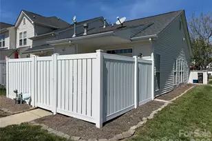 4047 Ctr Pl Dr, Harrisburg, NC 28075 - Photo 21