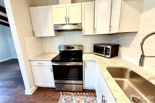 1511 Briarfield Dr, Charlotte, NC 28205 - Photo 11