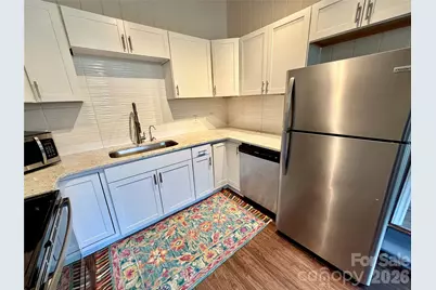 1511 Briarfield Drive, Charlotte, NC 28205 - Photo 9