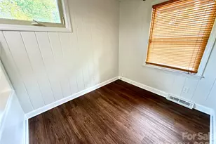 1511 Briarfield Dr, Charlotte, NC 28205 - Photo 15