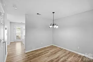 10142 Forest Landing Dr, Charlotte, NC 28213 - Photo 15