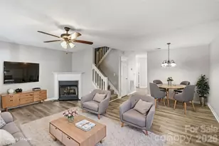 10142 Forest Landing Dr, Charlotte, NC 28213 - Photo 3