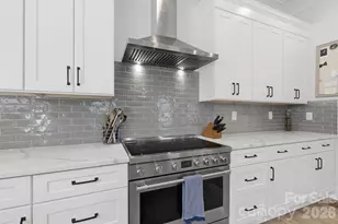 326 Belton St, Charlotte, NC 28209 - Photo 13