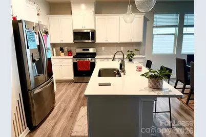 9033 Buckley Court, Charlotte, NC 28269 - Photo 5