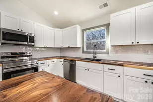 6340 Larry Huffman St, Connelly Springs, NC 28612 - Photo 5