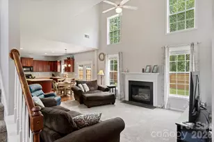 2515 Godsey Wood Dr, Charlotte, NC 28213 - Photo 13