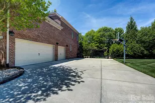 725 Wild Berry Ct, Waxhaw, NC 28173 - Photo 3