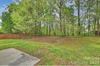 11118 Gold Pan Road, Charlotte, NC 28215 - Photo 37