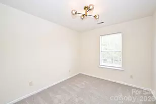 11118 Gold Pan Rd, Charlotte, NC 28215 - Photo 31