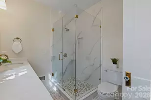 3114 N Center St, Hickory, NC 28601 - Photo 19