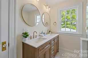 3114 N Center St, Hickory, NC 28601 - Photo 27