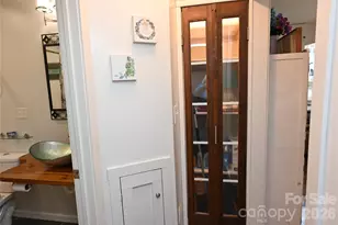 198 Clouse Ln, Taylorsville, NC 28681 - Photo 21