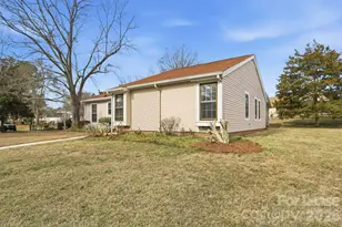 7224 Hackberry Ln, Charlotte, NC 28226 - Photo 29