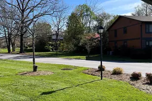 1763 Haywood Manor Rd, Hendersonville, NC 28791 - Photo 3