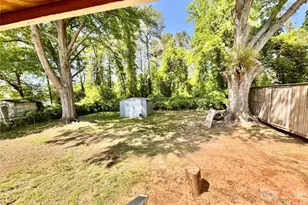 1207 Gidney St, Shelby, NC 28150 - Photo 5