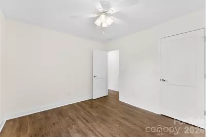 108 W Iowa Avenue, Bessemer City, NC 28016 - Photo 23