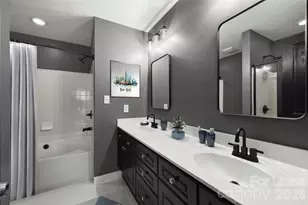 343 W 7th St, Charlotte, NC 28202 - Photo 13