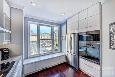 343 W 7th Street, Charlotte, NC 28202 - Photo 3