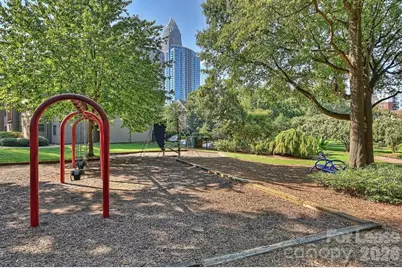343 W 7th Street, Charlotte, NC 28202 - Photo 25