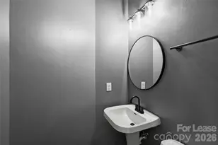 343 W 7th St, Charlotte, NC 28202 - Photo 9