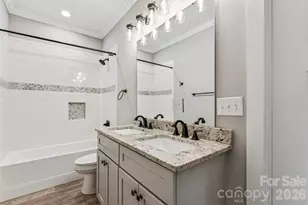 111 N Turner Ave, Charlotte, NC 28216 - Photo 35