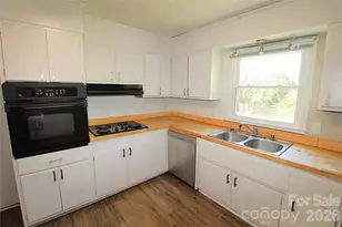 105 Delmar Rd, Shelby, NC 28152 - Photo 9