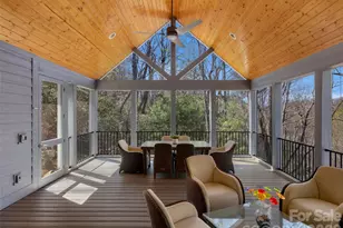 255 Dalhousie Ct, Flat Rock, NC 28731 - Photo 17