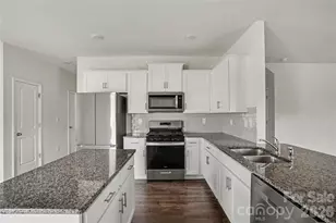 11010 Austin Estates Dr, Charlotte, NC 28213 - Photo 11