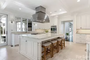 1930 Queens Rd W, Charlotte, NC 28207 - Photo 9