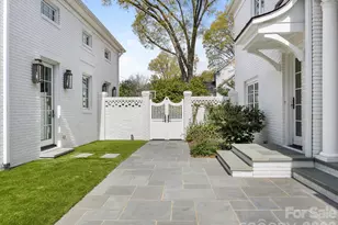 1930 Queens Rd W, Charlotte, NC 28207 - Photo 31