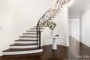 1930 Queens Rd W, Charlotte, NC 28207 - Photo 3